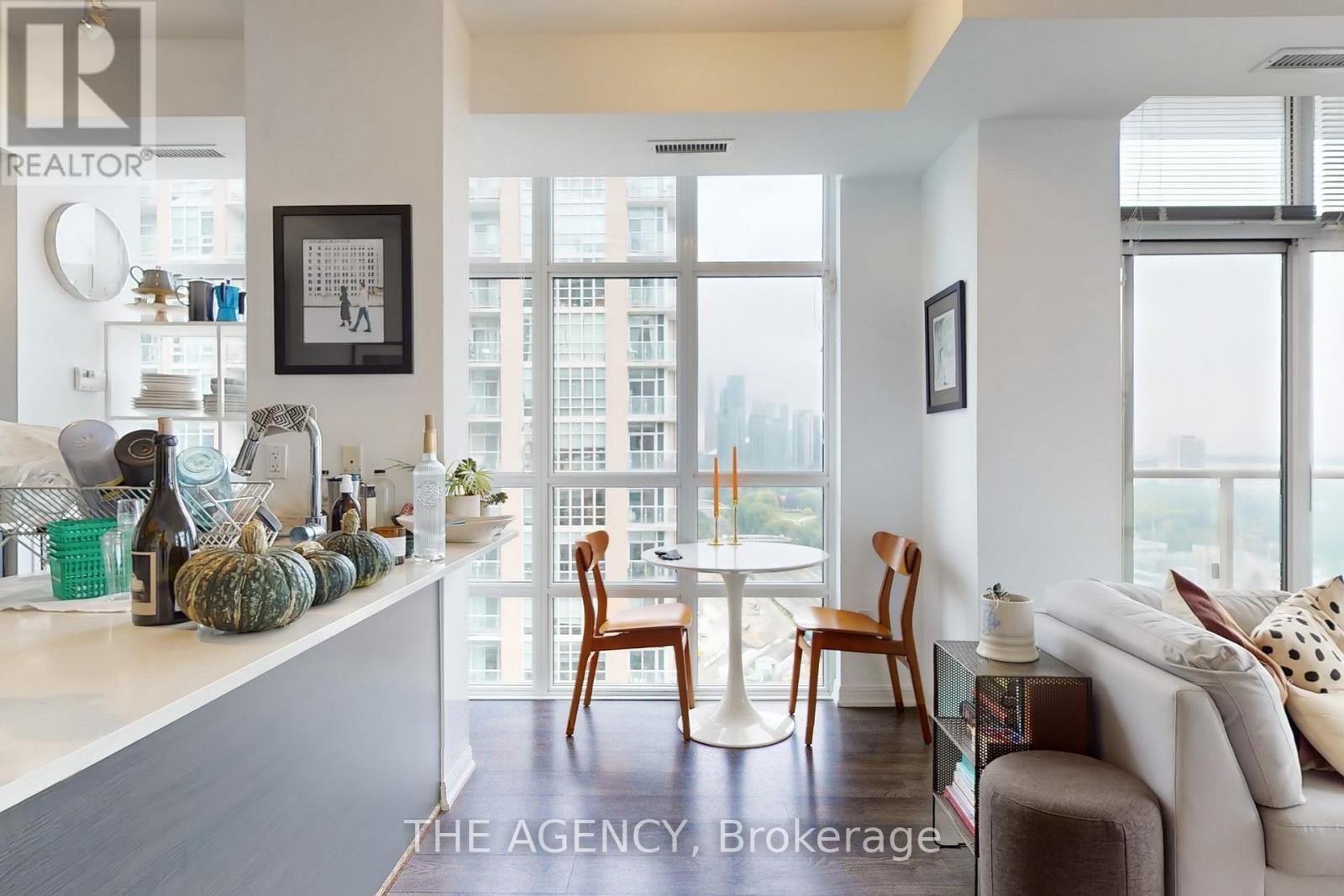 1906 - 85 East Liberty Street, Toronto, Ontario  M6K 3R4 - Photo 8 - C12402161