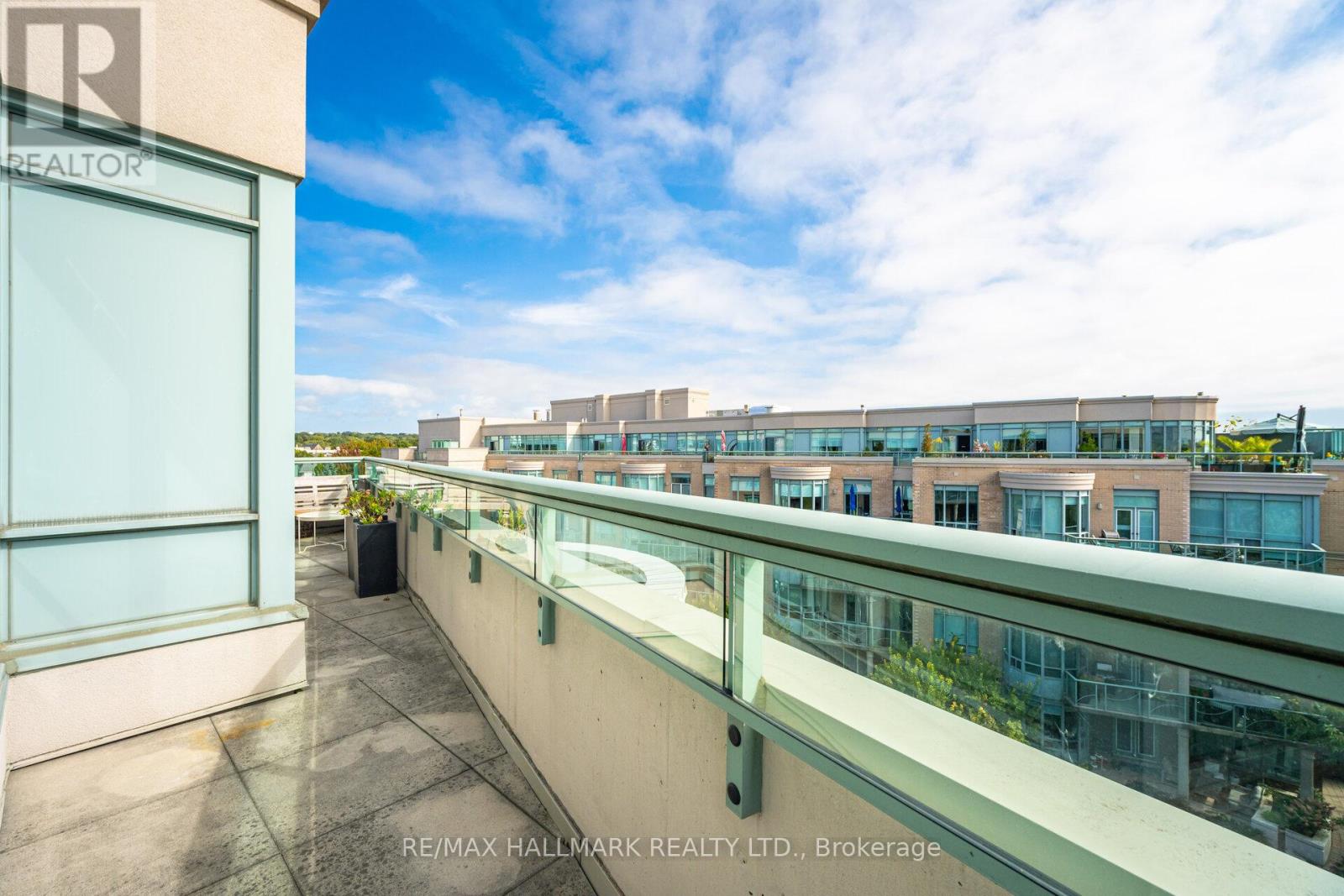 Ph5 - 9 Boardwalk Drive, Toronto, Ontario  M4L 6T1 - Photo 21 - E12425727