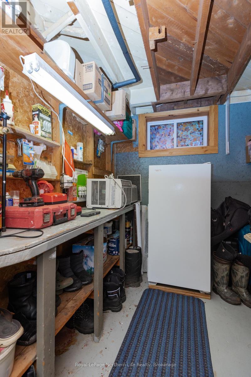 91 Oak Street, Unorganized Townships, Ontario  P0H 2J0 - Photo 36 - X12426242