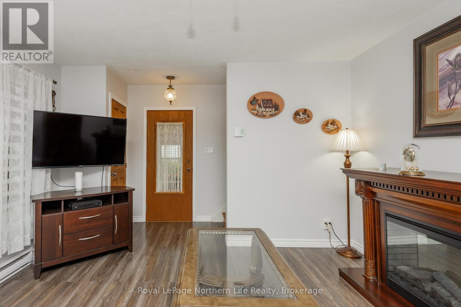 91 Oak Street, Unorganized Townships, Ontario  P0H 2J0 - Photo 7 - X12426242