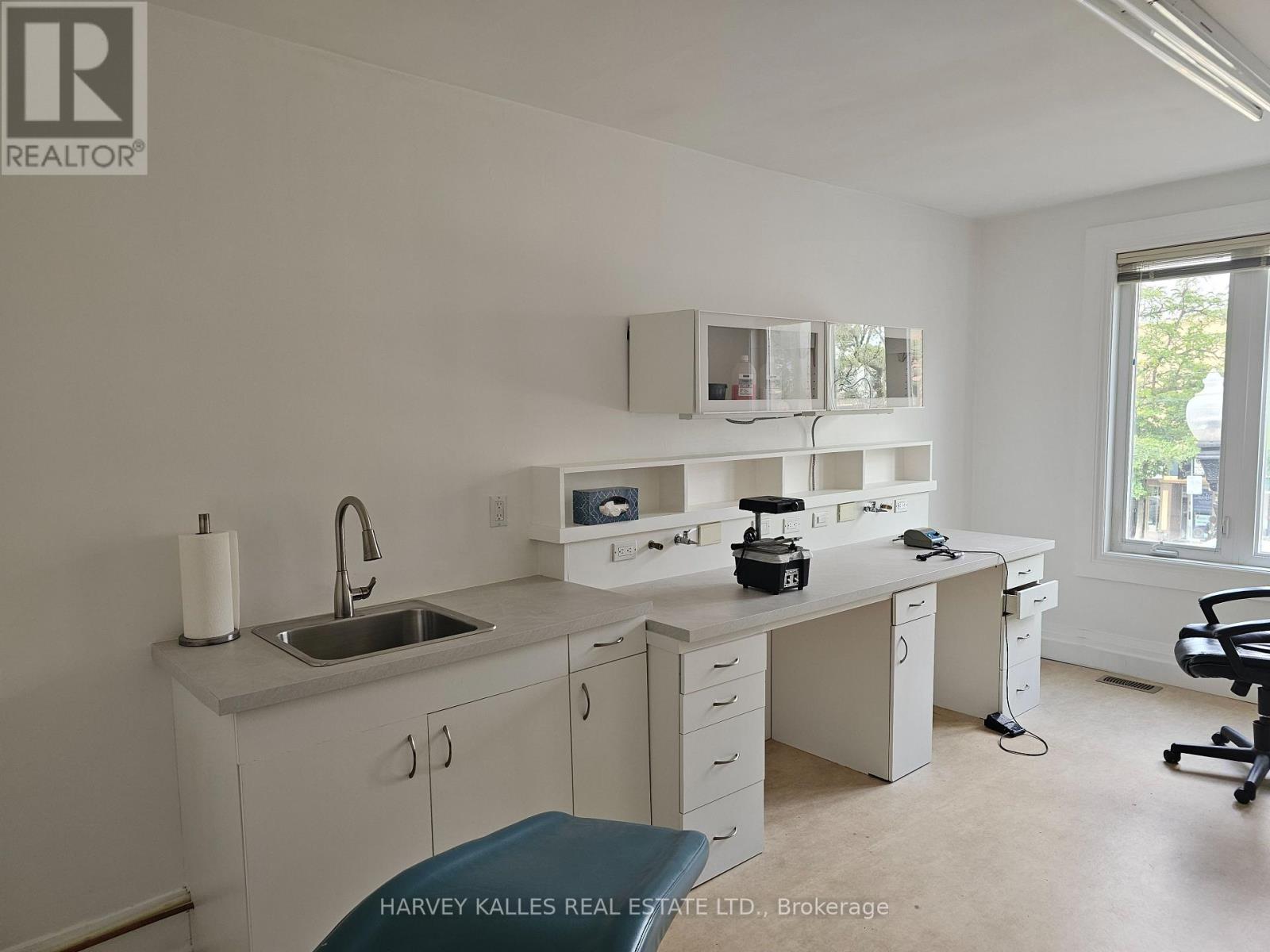 1261 A St.clair Avenue W, Toronto, Ontario  M6B 3B4 - Photo 19 - W12422989