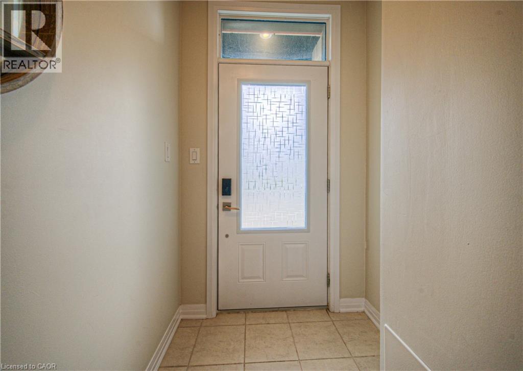 155 Thomas Slee Drive Unit# 1f, Kitchener, Ontario  N2P 0J8 - Photo 4 - 40772592