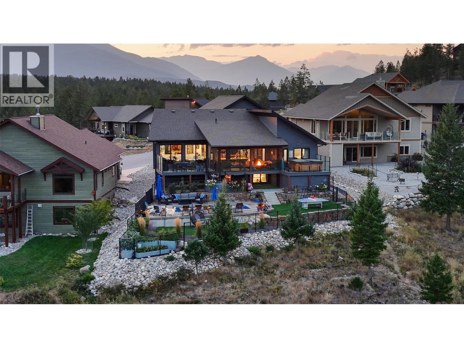 2615 Lakeview Rise, Invermere, British Columbia  V0A 1K6 - Photo 11 - 10363835