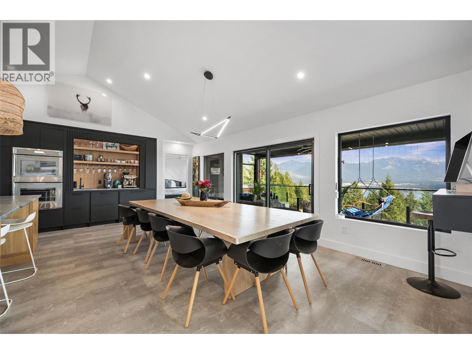 2615 Lakeview Rise, Invermere, British Columbia  V0A 1K6 - Photo 31 - 10363835