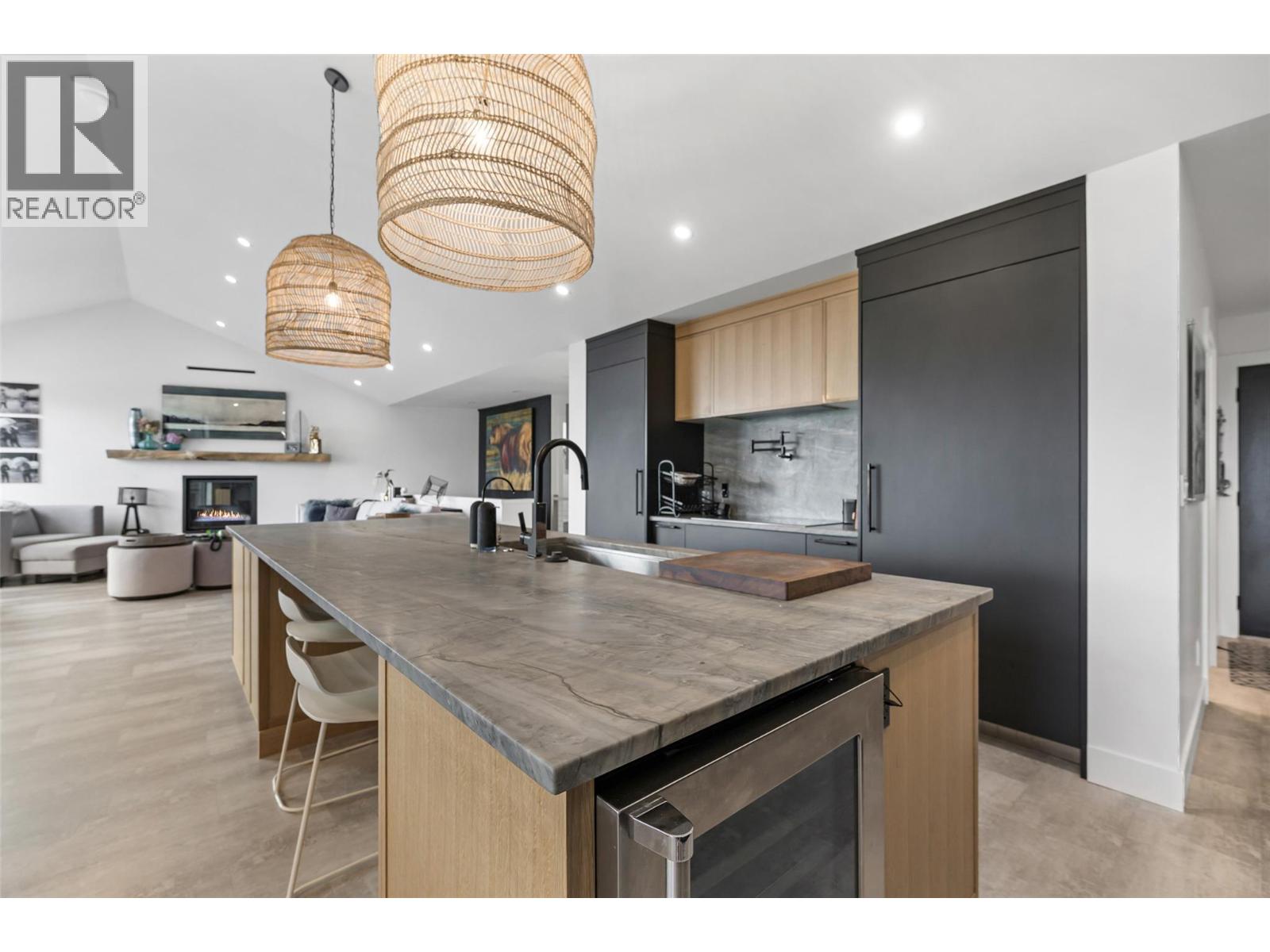 2615 Lakeview Rise, Invermere, British Columbia  V0A 1K6 - Photo 35 - 10363835