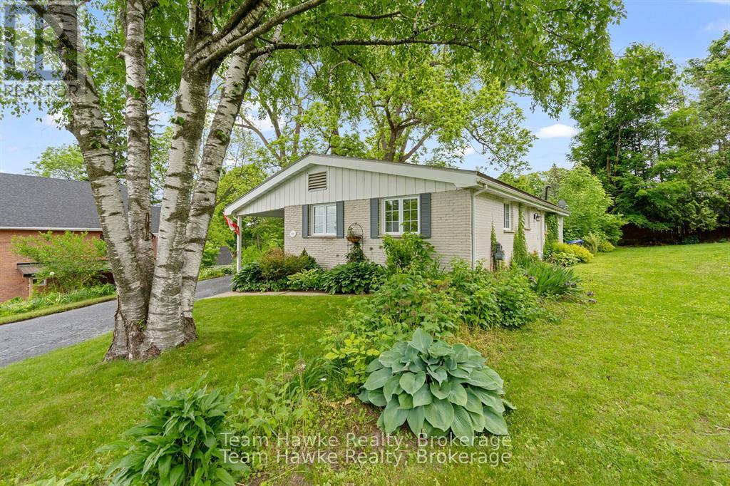689 Dominion Avenue, Midland, Ontario  L4R 1R9 - Photo 3 - S12426286