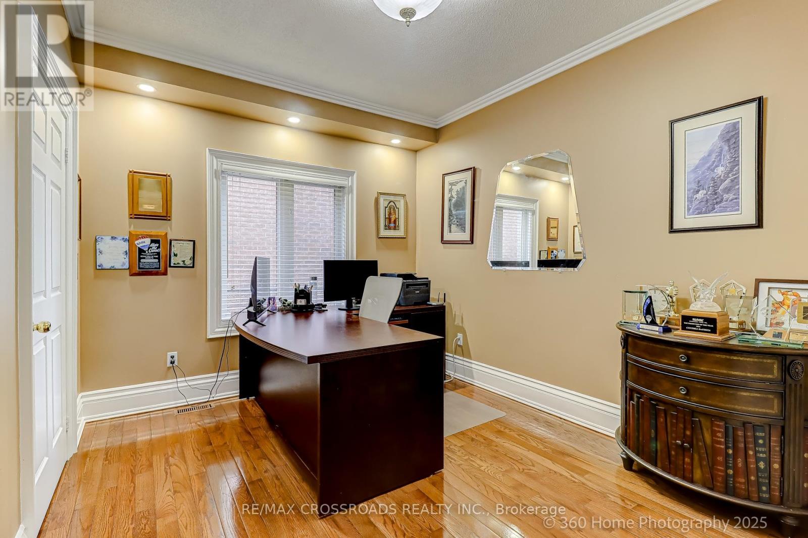 2 Mumberson Court, Markham, Ontario  L6C 1Y4 - Photo 14 - N12415971