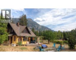 3918 Passmore Upper Road, passmore, British Columbia
