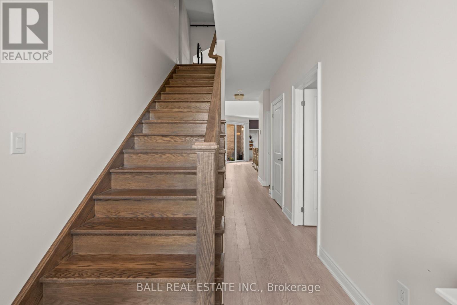 708 Whetstone Lane, Peterborough, Ontario  K9H 0H9 - Photo 3 - X12426350