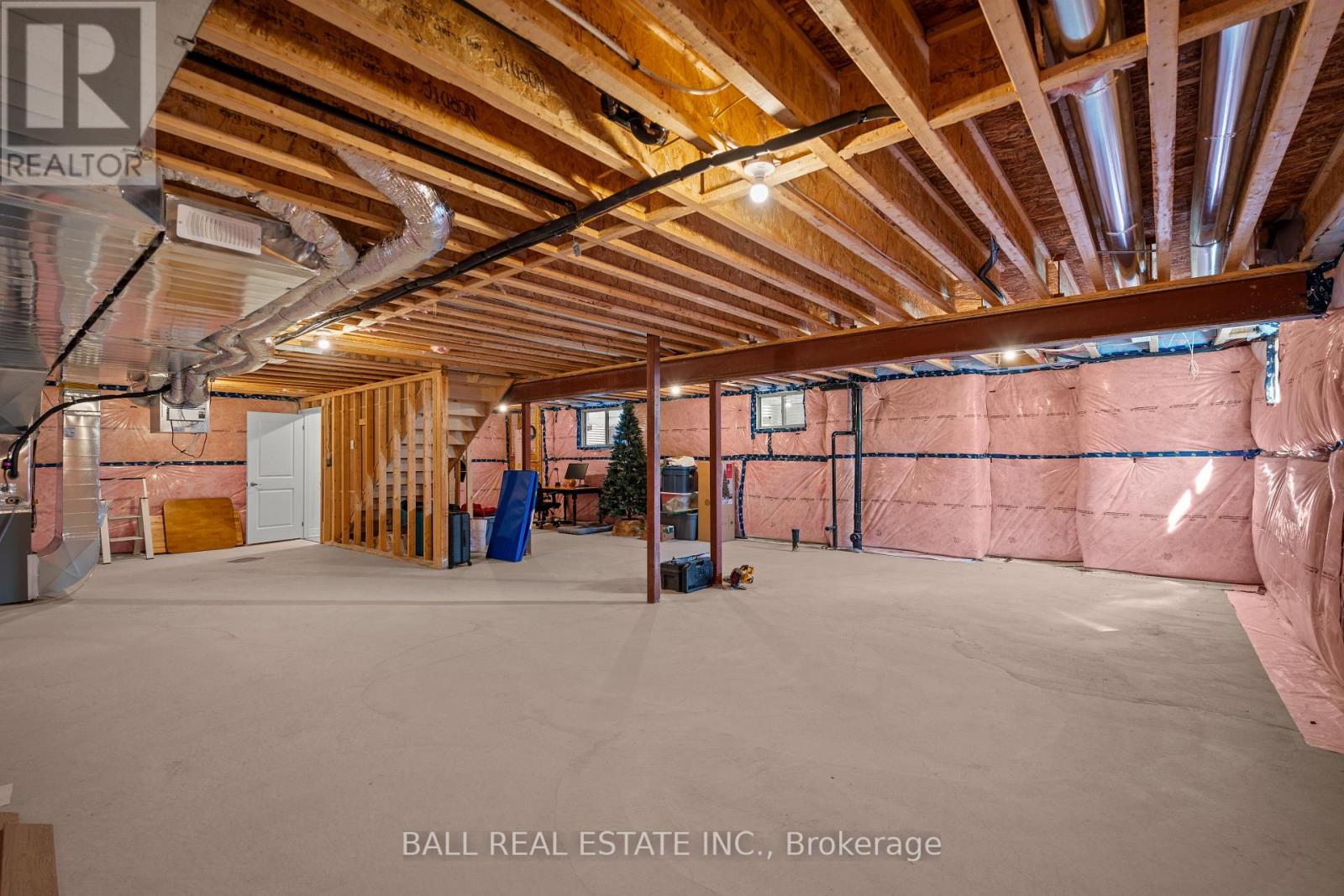 708 Whetstone Lane, Peterborough, Ontario  K9H 0H9 - Photo 37 - X12426350