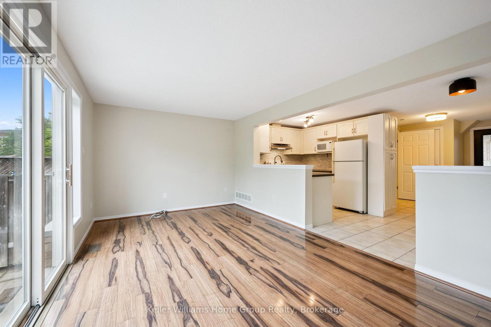 123 Stephanie Drive, Guelph, Ontario  N1K 1X7 - Photo 11 - X12426229