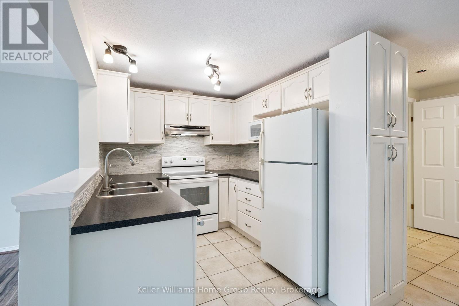 123 Stephanie Drive, Guelph, Ontario  N1K 1X7 - Photo 12 - X12426229