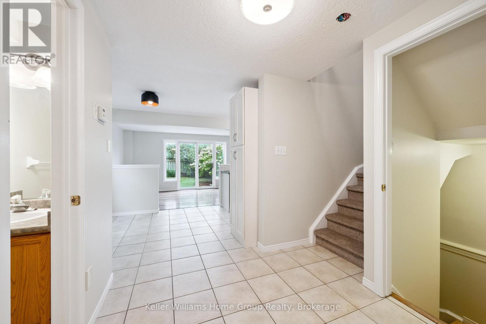 123 Stephanie Drive, Guelph, Ontario  N1K 1X7 - Photo 7 - X12426229