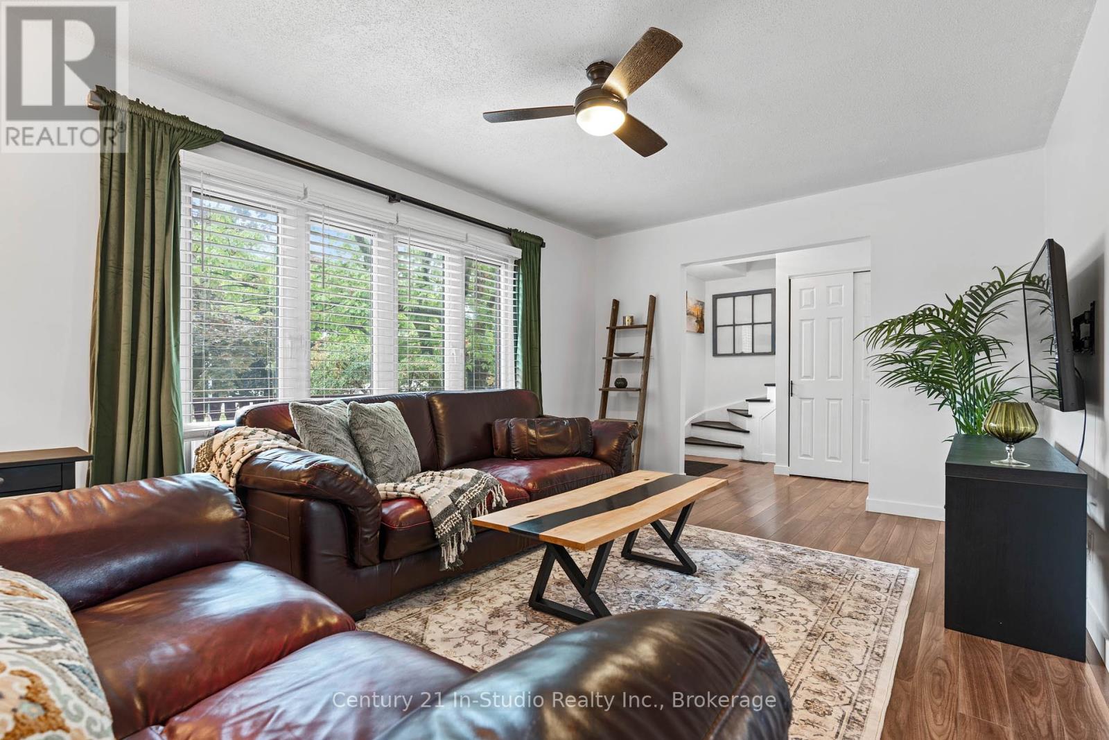 1065 10th Avenue E, Owen Sound, Ontario  N4K 3H9 - Photo 14 - X12426264