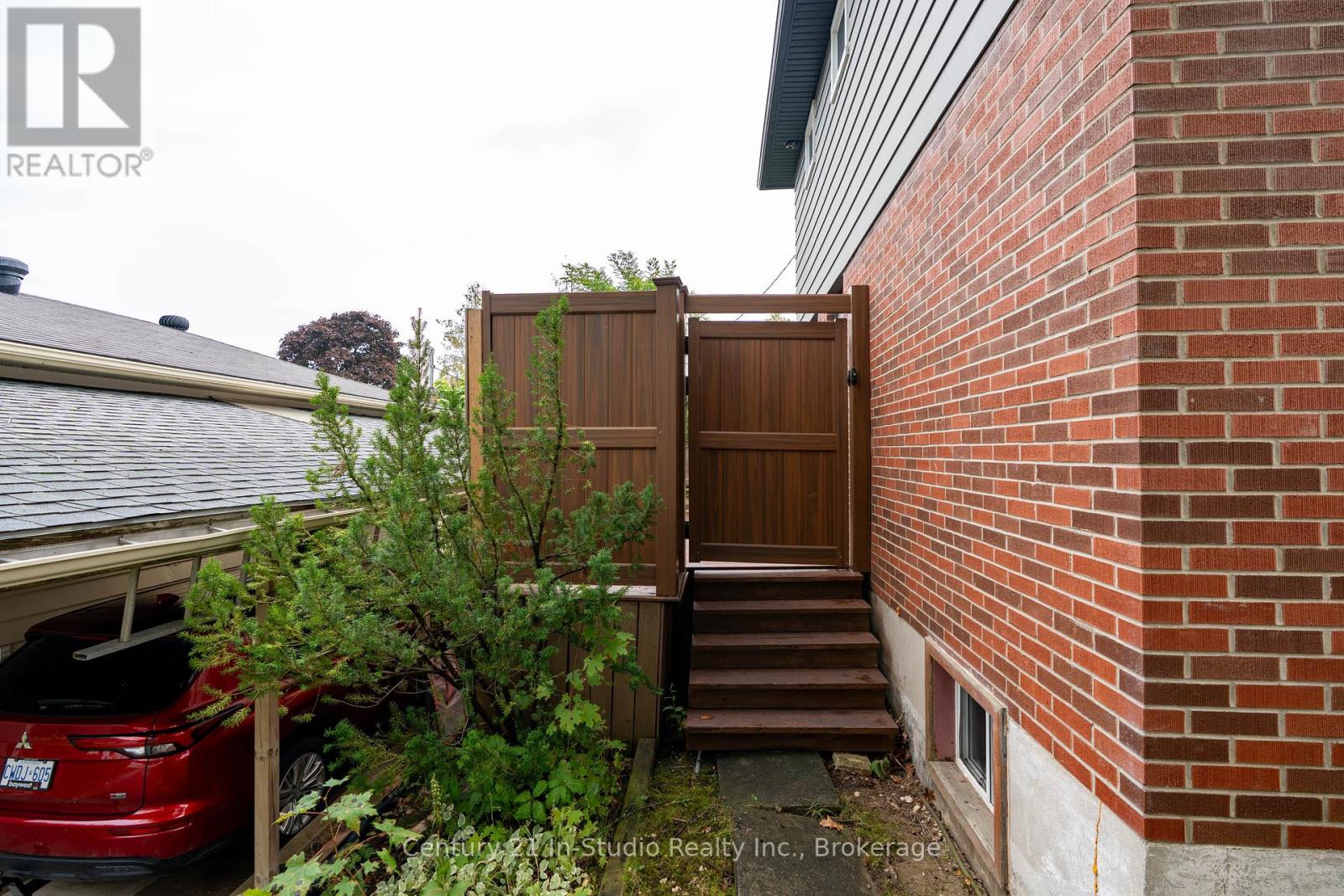 1065 10th Avenue E, Owen Sound, Ontario  N4K 3H9 - Photo 40 - X12426264