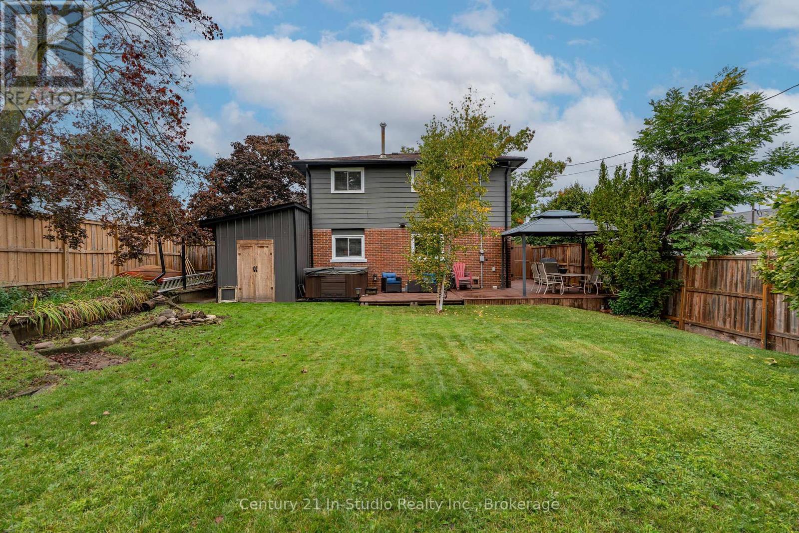 1065 10th Avenue E, Owen Sound, Ontario  N4K 3H9 - Photo 44 - X12426264