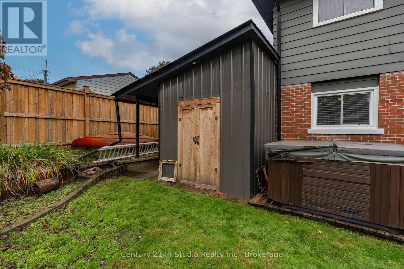 1065 10th Avenue E, Owen Sound, Ontario  N4K 3H9 - Photo 46 - X12426264