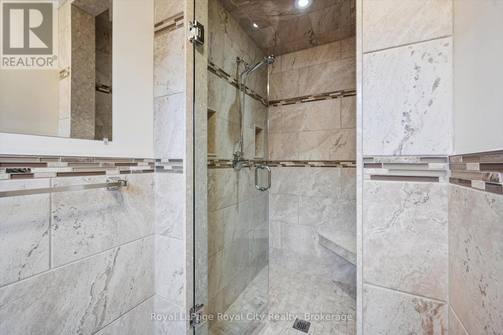 21 Heath Road, Guelph (Junction/onward Willow), Ontario  N1H 6G8 - Photo 21 - X12426284
