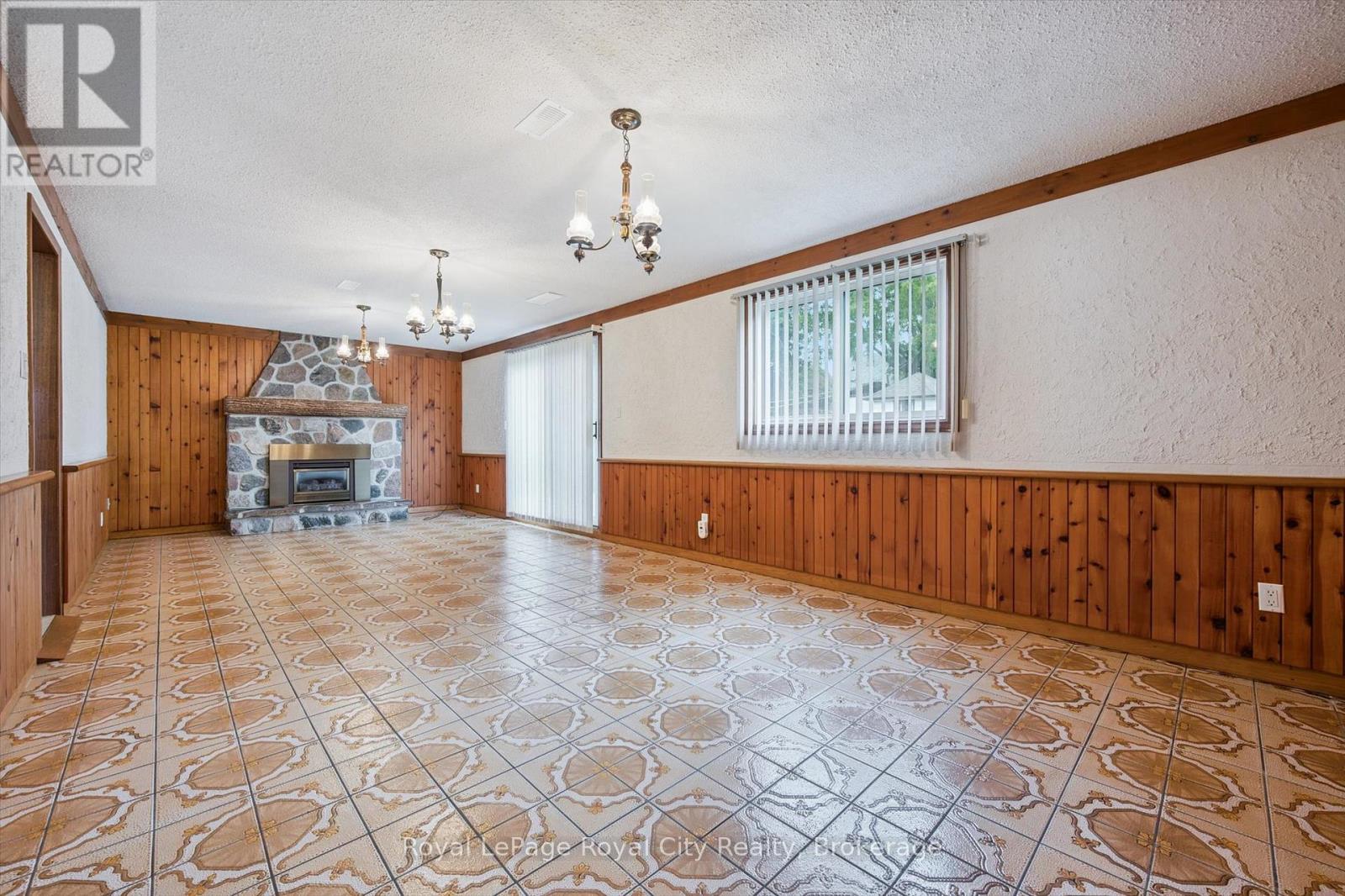 21 Heath Road, Guelph (Junction/onward Willow), Ontario  N1H 6G8 - Photo 22 - X12426284
