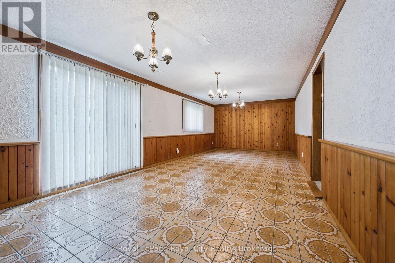 21 Heath Road, Guelph (Junction/onward Willow), Ontario  N1H 6G8 - Photo 25 - X12426284