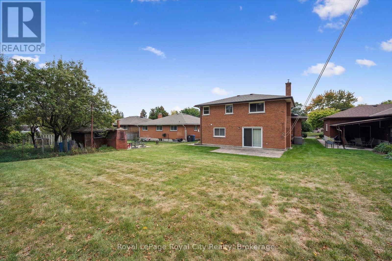 21 Heath Road, Guelph (Junction/onward Willow), Ontario  N1H 6G8 - Photo 36 - X12426284