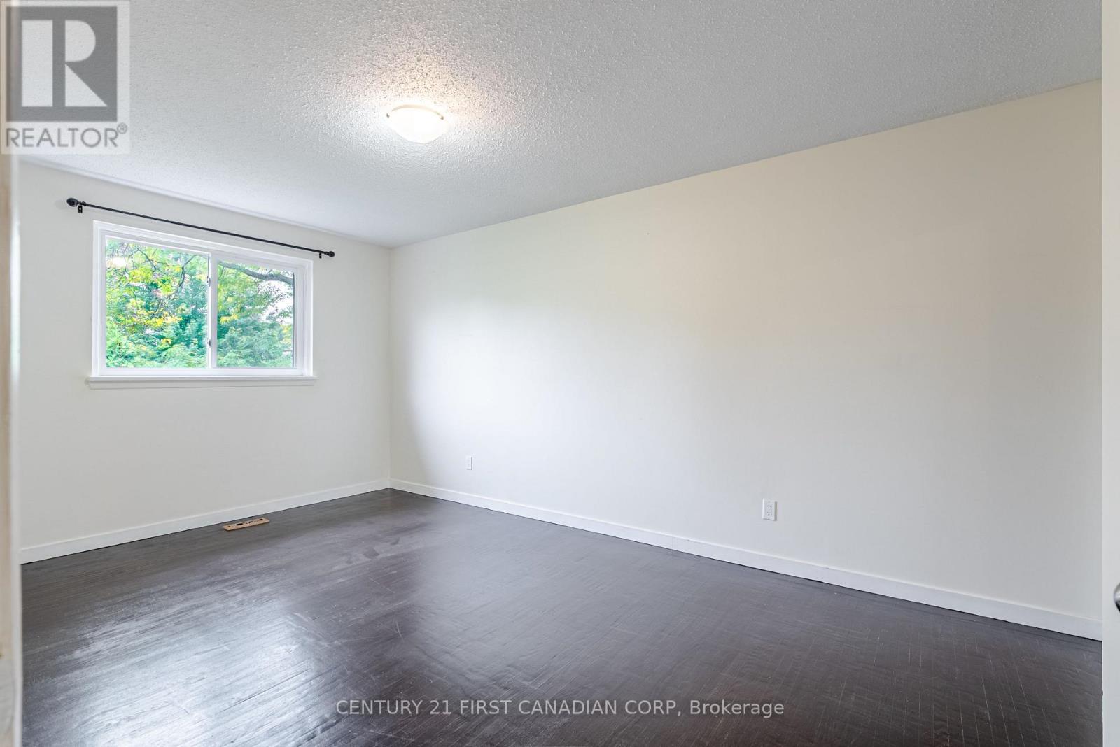 8 - 360 Homestead Court, London North, Ontario  N6G 2E9 - Photo 20 - X12426254