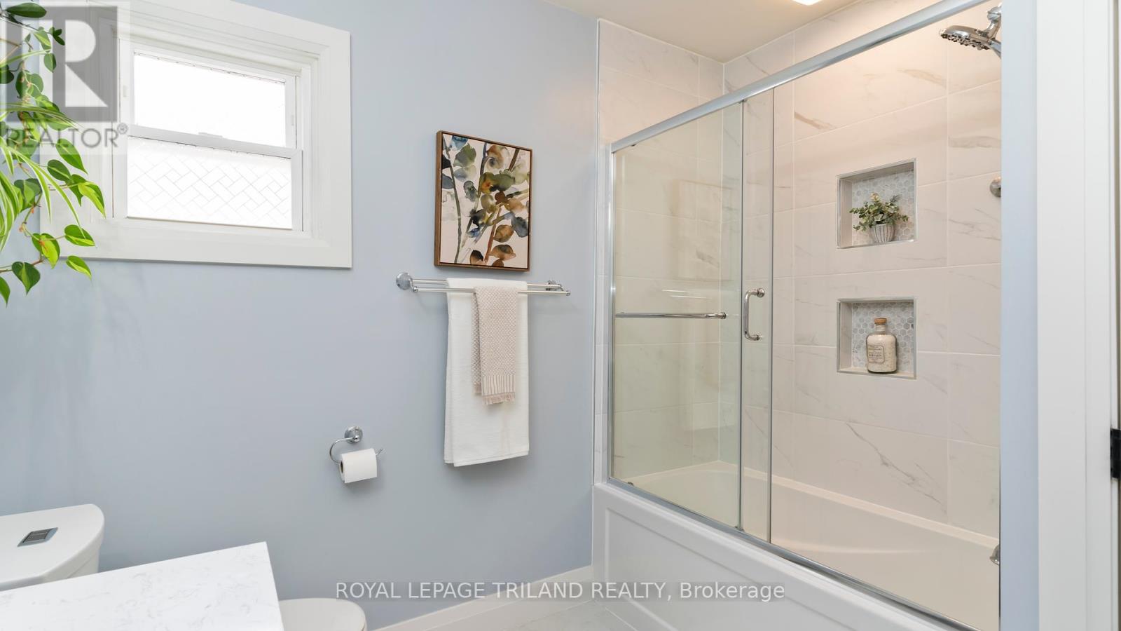 129 Elliott Street, London East, Ontario  N5Y 2E8 - Photo 8 - X12426268
