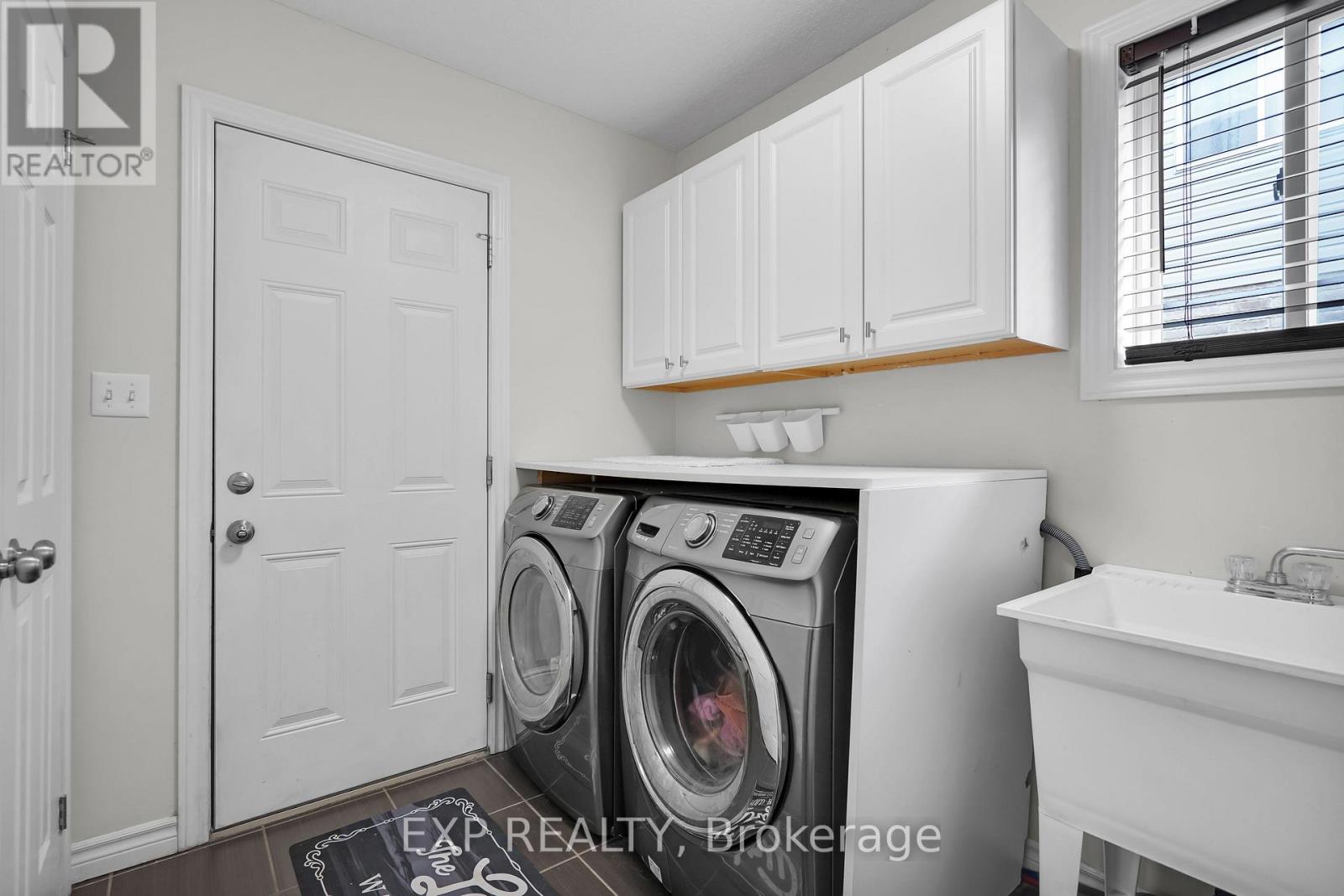 919 Foxcreek Road, London North, Ontario  N6G 0H1 - Photo 19 - X12426281