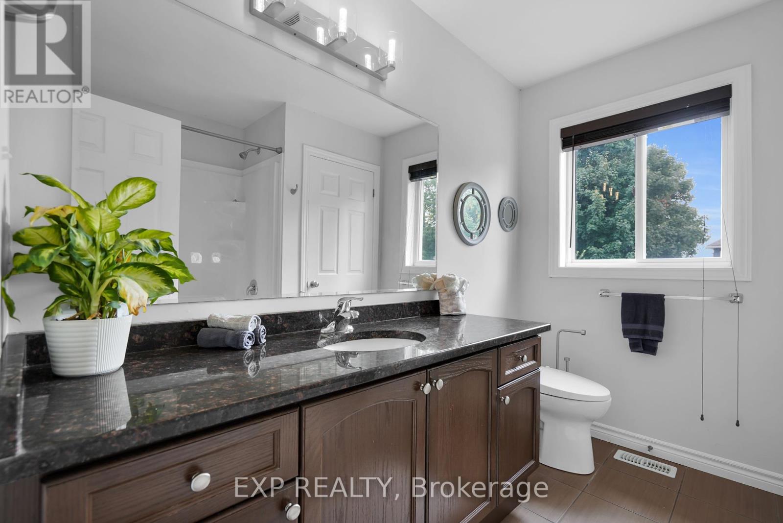 919 Foxcreek Road, London North, Ontario  N6G 0H1 - Photo 31 - X12426281