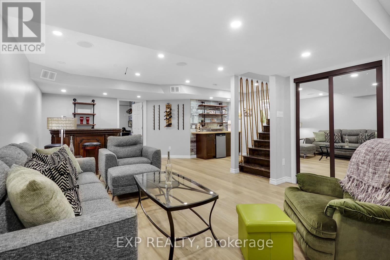 919 Foxcreek Road, London North, Ontario  N6G 0H1 - Photo 35 - X12426281