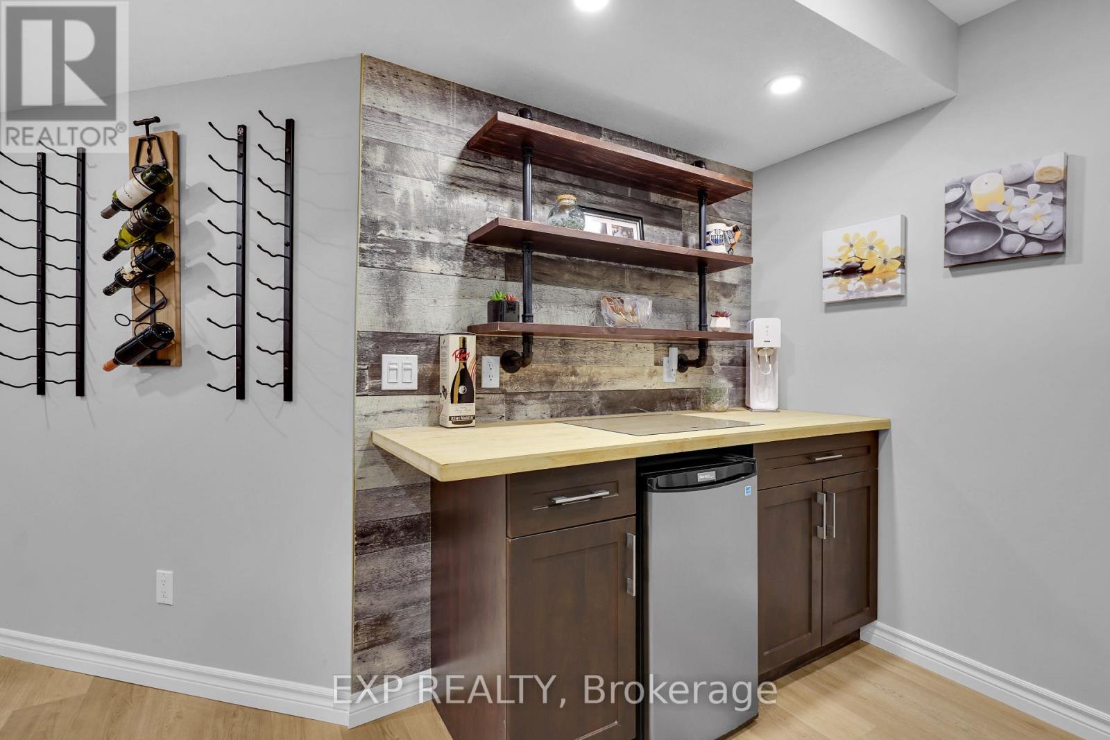 919 Foxcreek Road, London North, Ontario  N6G 0H1 - Photo 36 - X12426281