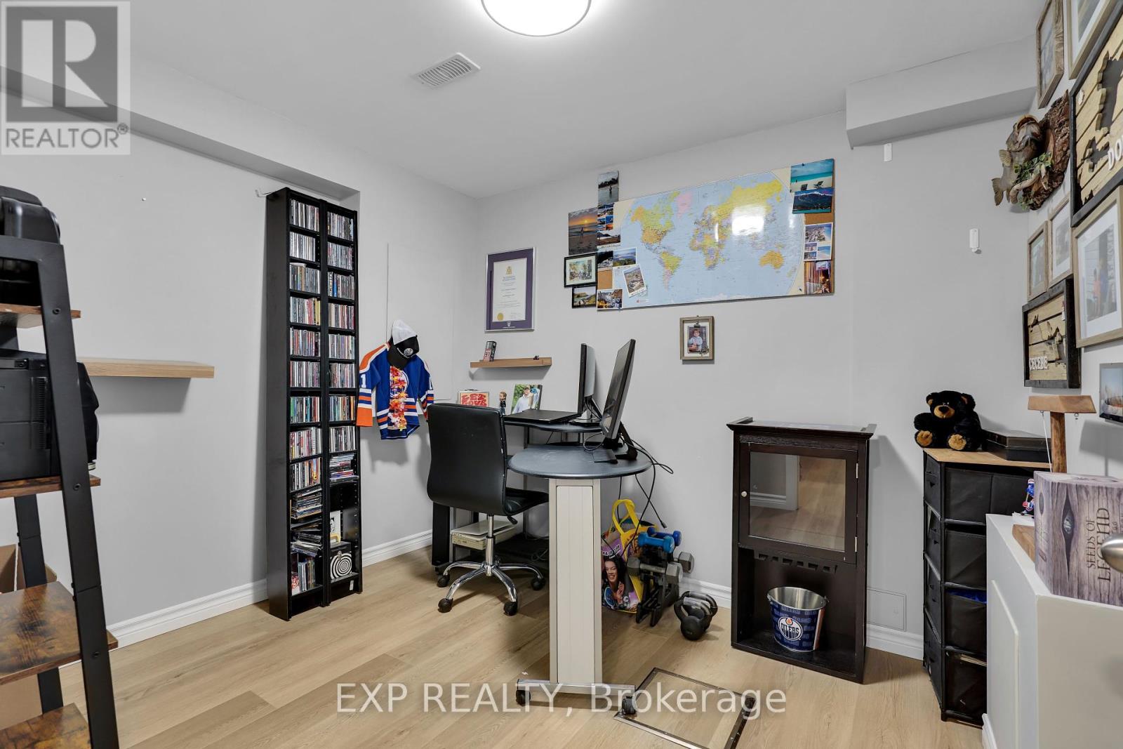 919 Foxcreek Road, London North, Ontario  N6G 0H1 - Photo 39 - X12426281