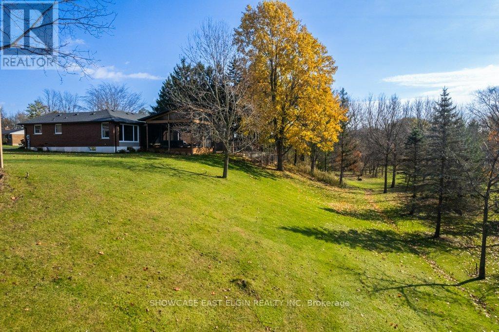 26 Lawrence Crescent, Aylmer, Ontario  N5H 1B5 - Photo 41 - X12426346