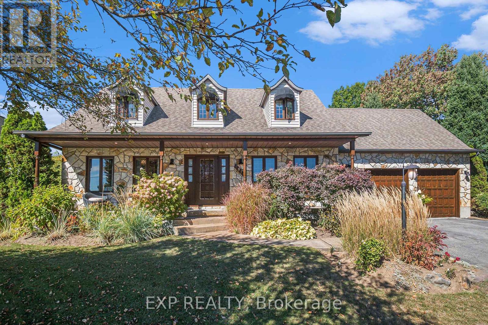 1919 Clark Road, Clarence-Rockland, Ontario  K4K 1K7 - Photo 2 - X12426238