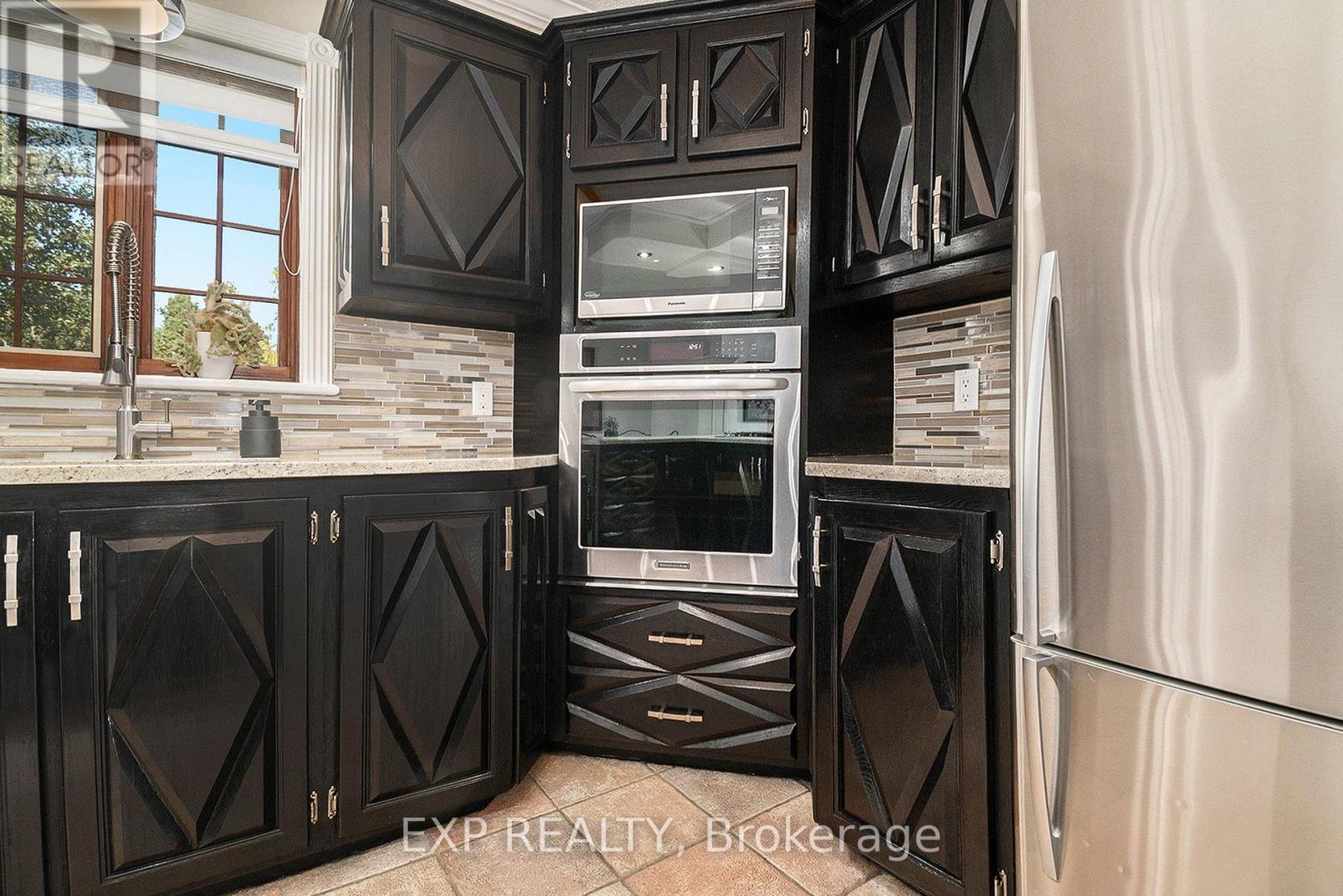 1919 Clark Road, Clarence-Rockland, Ontario  K4K 1K7 - Photo 20 - X12426238