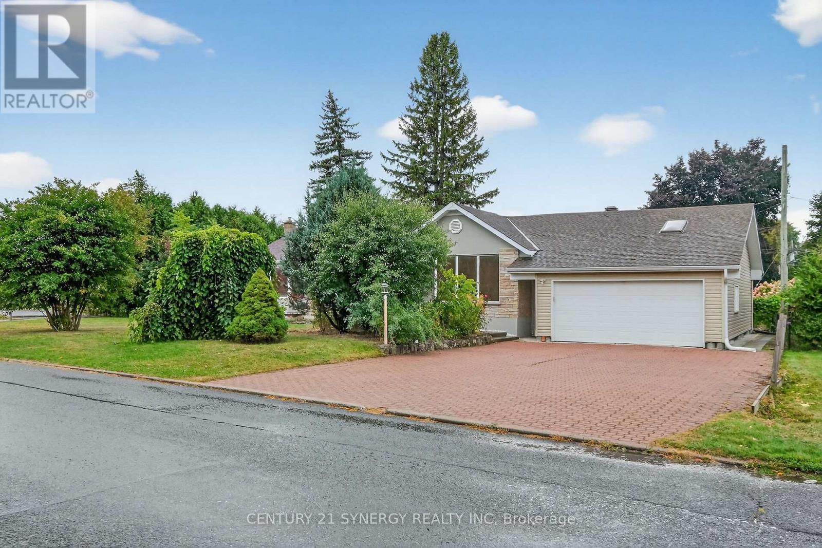 10 PRITCHARD DRIVE, Ottawa, Ontario