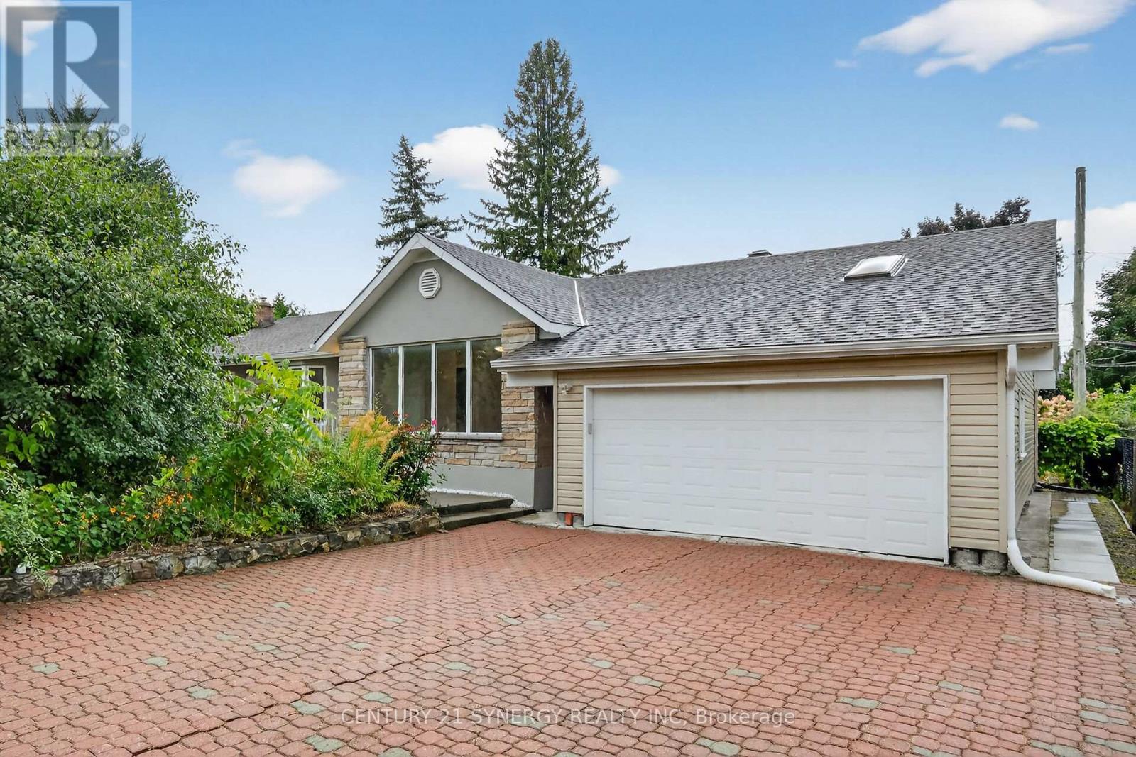 10 Pritchard Drive, Ottawa, Ontario  K2G 1B3 - Photo 3 - X12426280