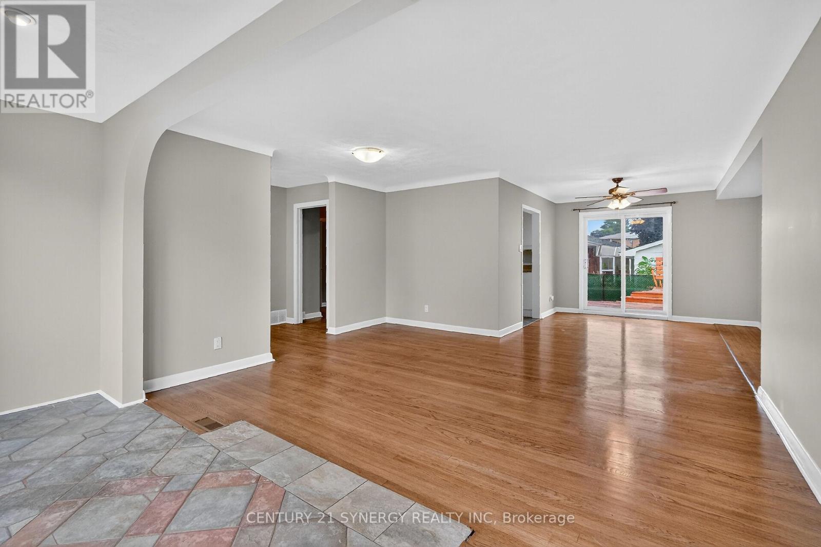 10 Pritchard Drive, Ottawa, Ontario  K2G 1B3 - Photo 9 - X12426280