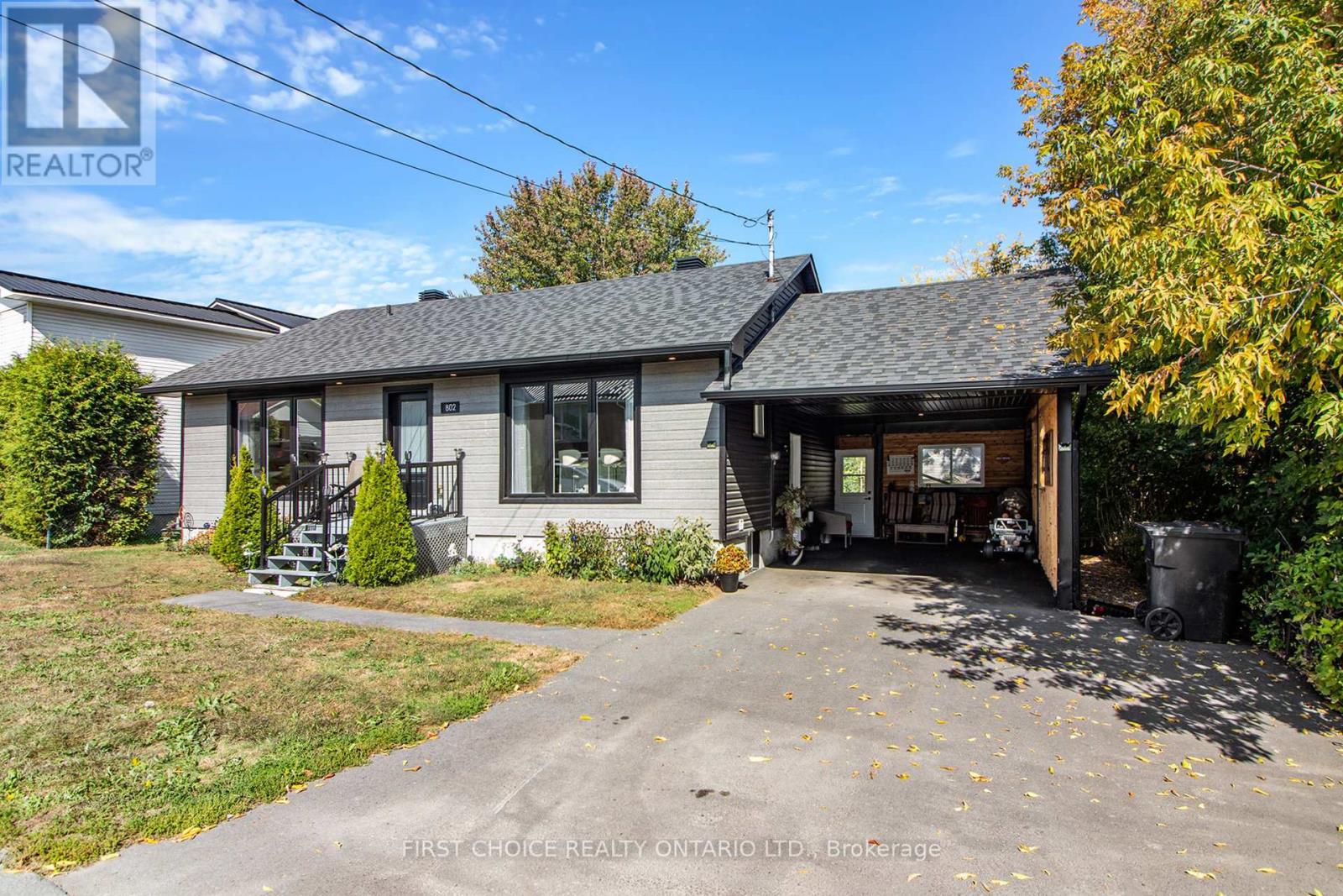 802 Chapman Street, Clarence-Rockland, Ontario  K4K 1E6 - Photo 2 - X12426305