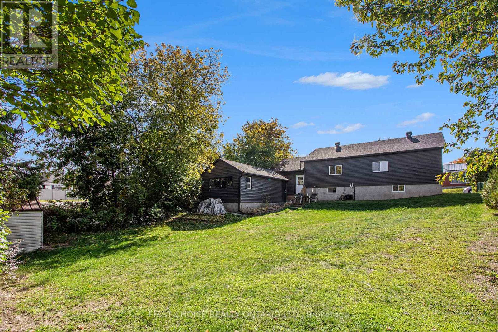 802 Chapman Street, Clarence-Rockland, Ontario  K4K 1E6 - Photo 22 - X12426305