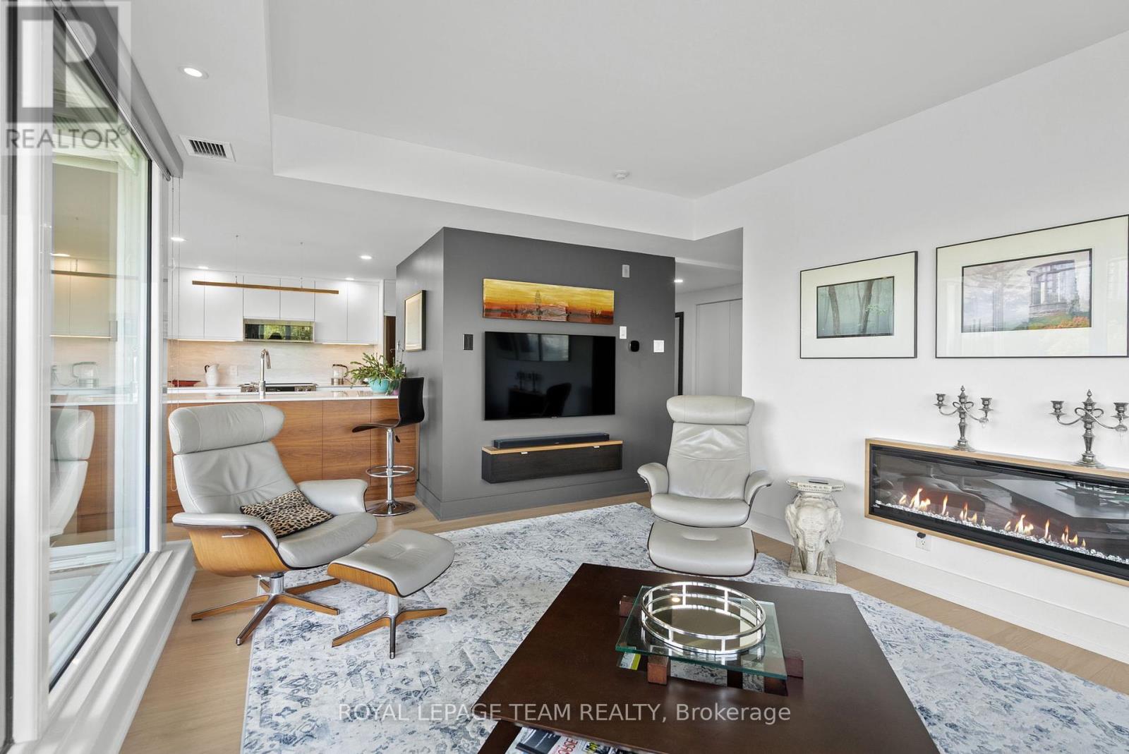 406 - 200 Lett Street, Ottawa, Ontario  K1R 0A7 - Photo 10 - X12426308