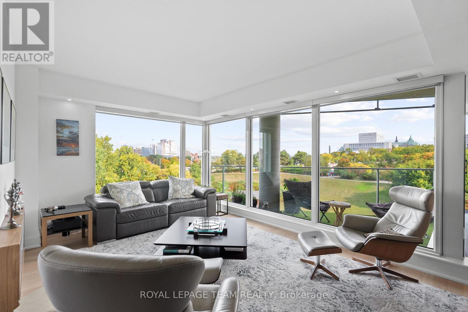 406 - 200 Lett Street, Ottawa, Ontario  K1R 0A7 - Photo 11 - X12426308