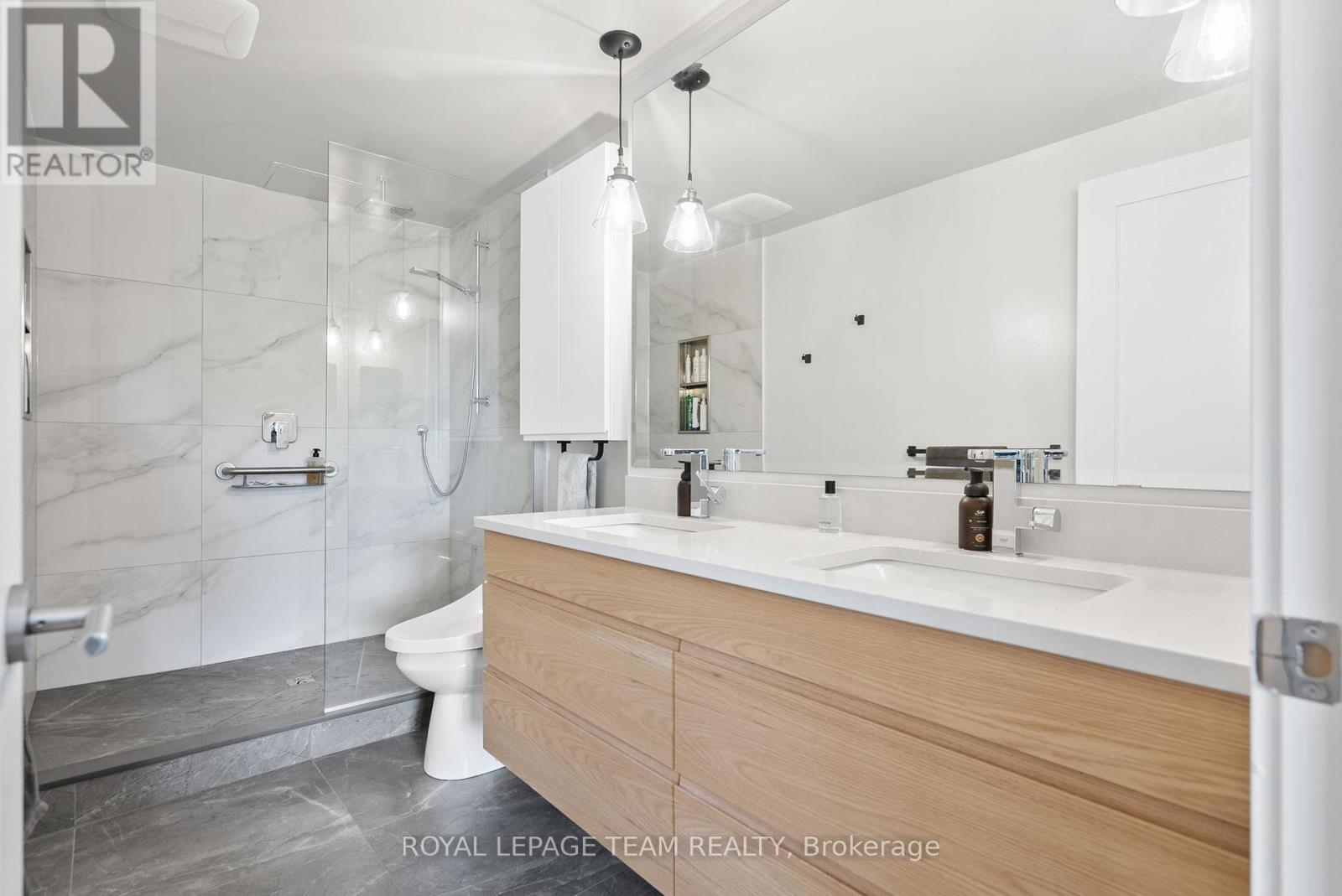 406 - 200 Lett Street, Ottawa, Ontario  K1R 0A7 - Photo 19 - X12426308