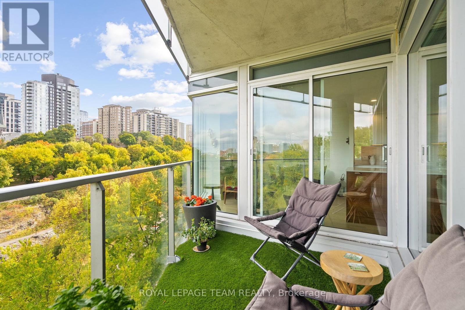 406 - 200 Lett Street, Ottawa, Ontario  K1R 0A7 - Photo 26 - X12426308