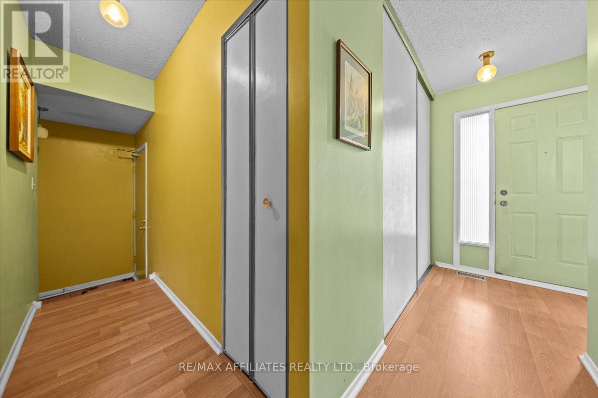 1093 St Lucia Place, Ottawa, Ontario  K1C 2G4 - Photo 4 - X12426309