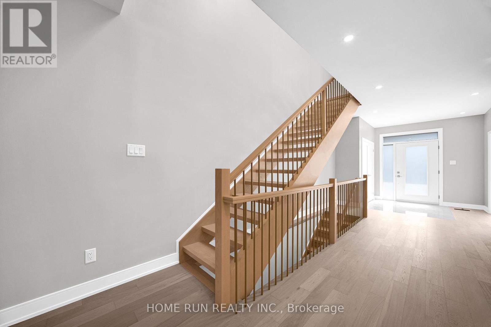297 Dovercourt Avenue, Ottawa, Ontario  K1Z 7H4 - Photo 12 - X12426317