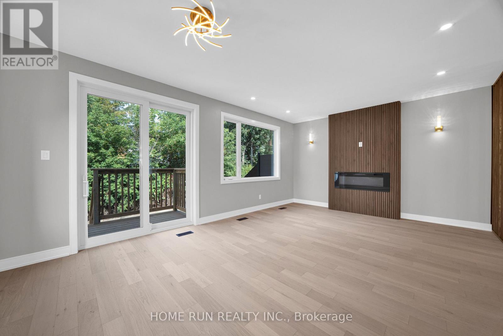 297 Dovercourt Avenue, Ottawa, Ontario  K1Z 7H4 - Photo 9 - X12426317