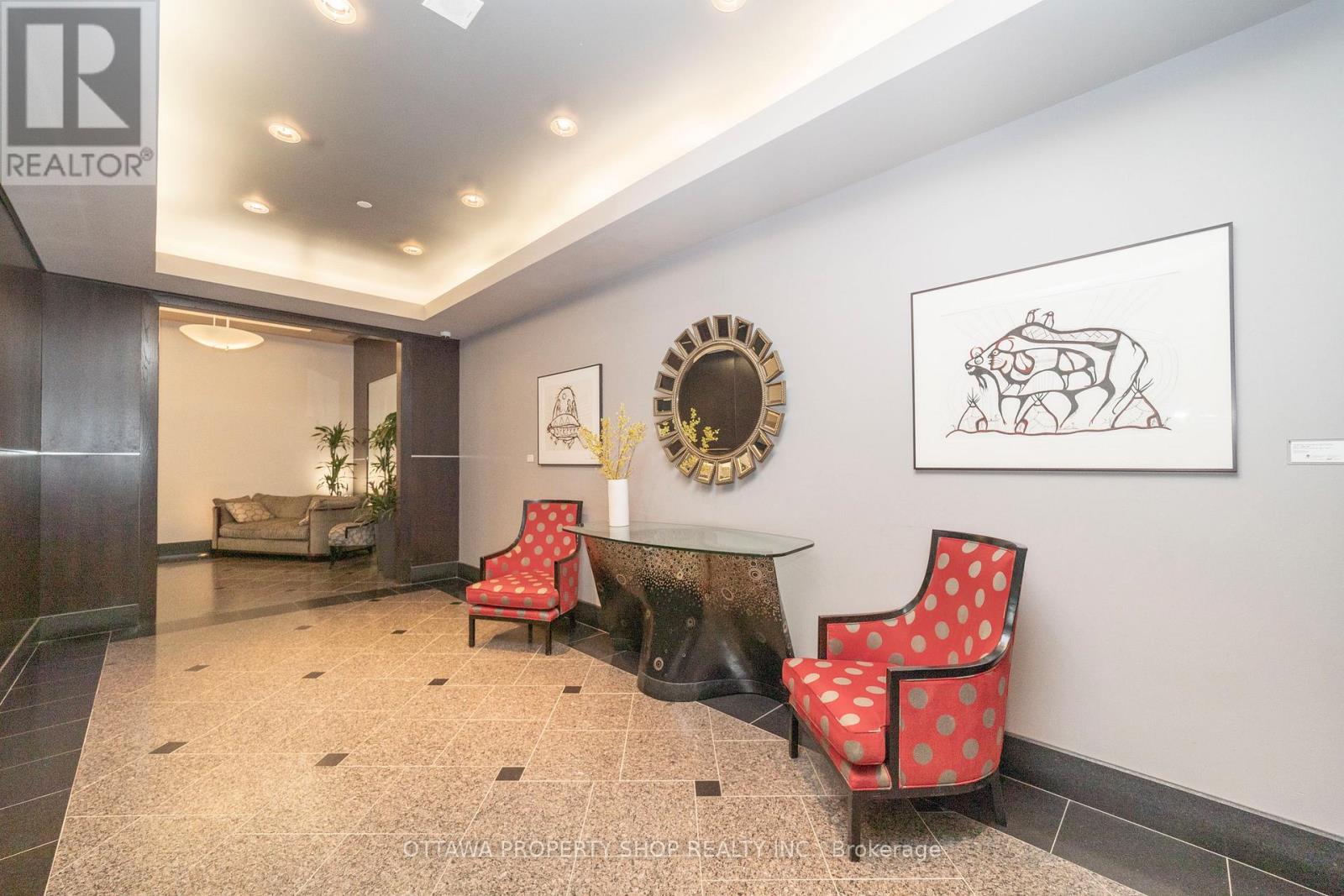 403 - 700 Sussex Drive, Ottawa, Ontario  K1N 1K4 - Photo 3 - X12426337