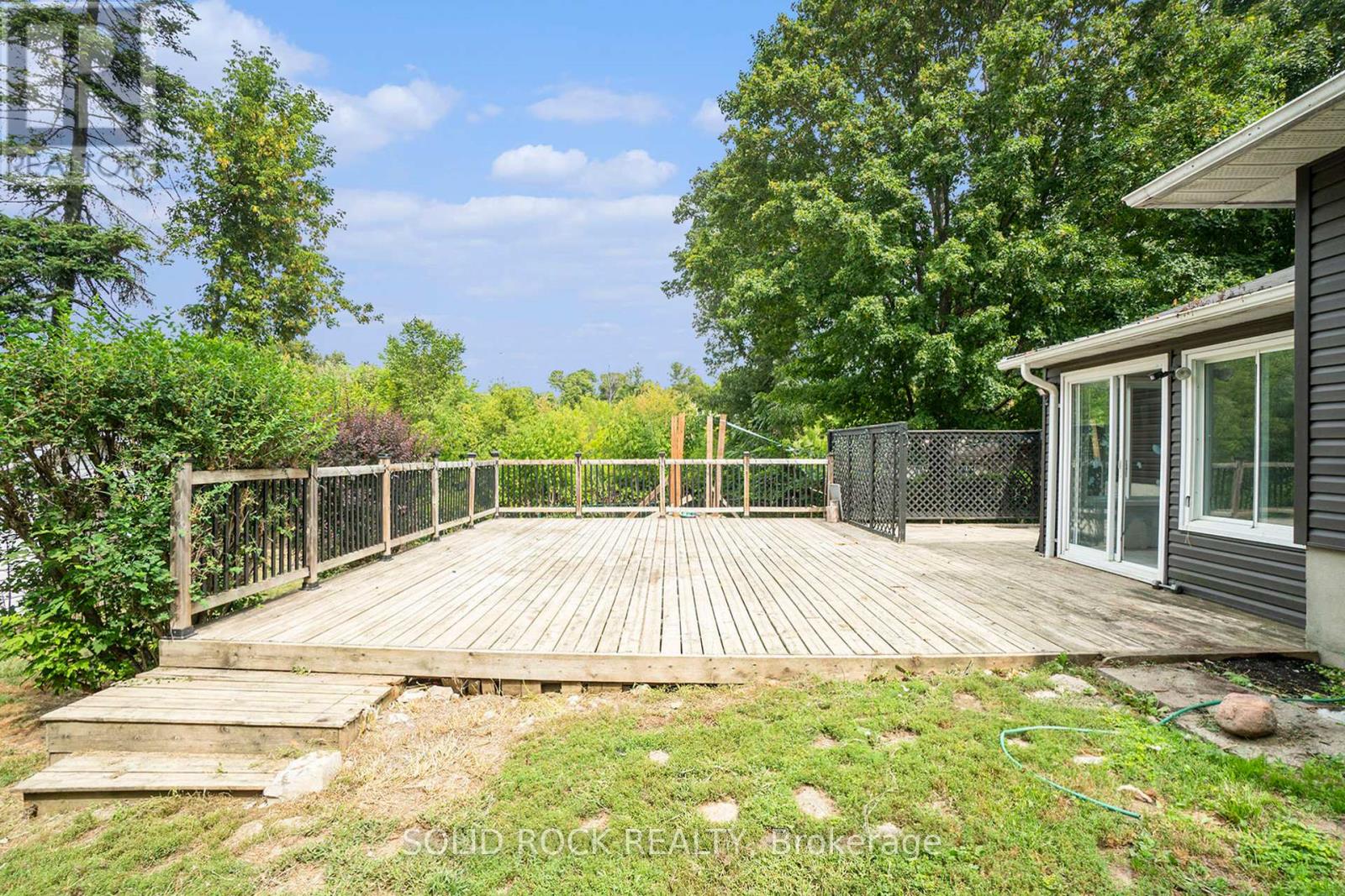 120 Ida Street N, Arnprior, Ontario  K7S 3J3 - Photo 3 - X12426344