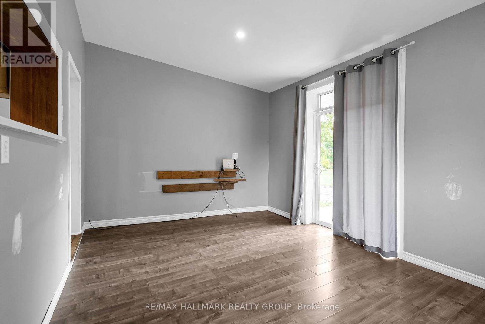 10450 Clark Road, North Dundas, Ontario  K0E 1S0 - Photo 16 - X12426345